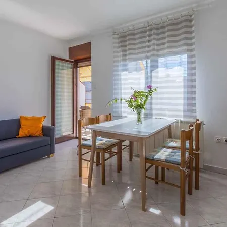 Two-bedroom In Xxiv Apartment Crikvenica